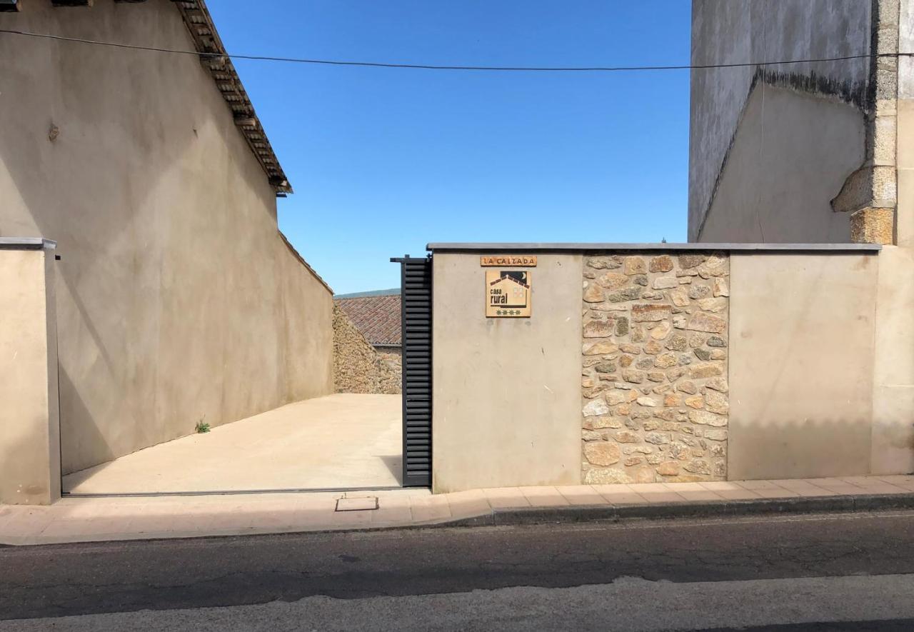 Casa Rural La Calzada El Payo Esterno foto